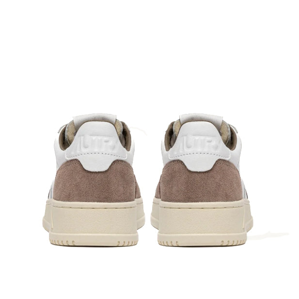 Autry | GS43 Sneakers Medalist low in pelle bianca e suede tobacco