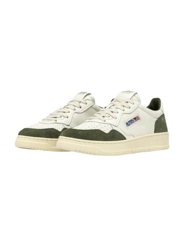 Autry | GS40 Sneakers Medalist low in pelle e suede bianca e verde militare