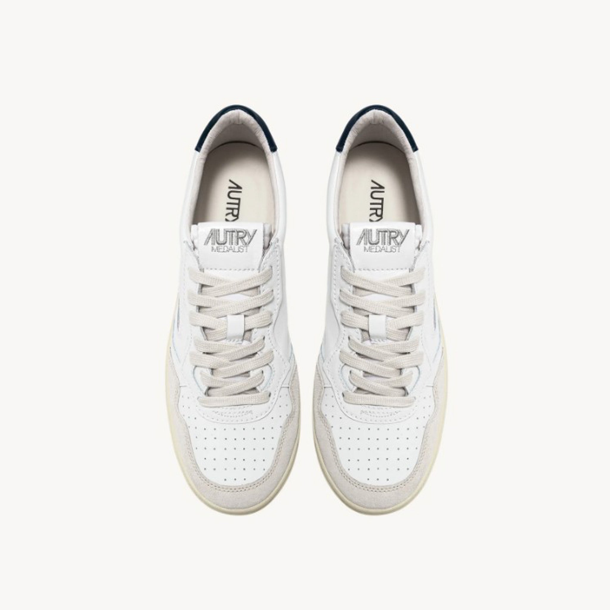 Autry | LS28 Sneakers Medalist low in pelle bianca e blu e suede beige
