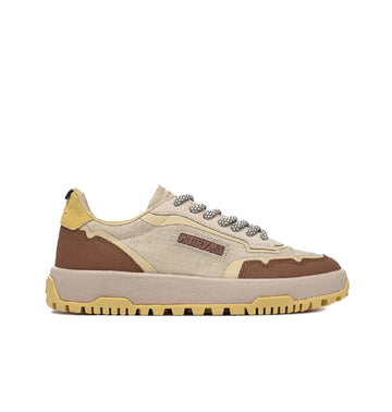 Autry | RU09 Sneakers Wildpace low in suede