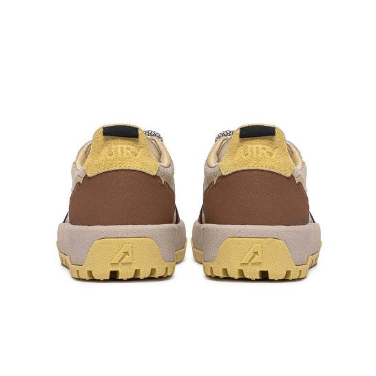 Autry | RU09 Sneakers Wildpace low in suede